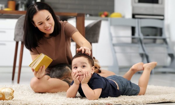 Thường xuyên khuyến khích, động viên trẻ